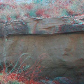 Contacto entre margas amarillas y areniscas. Se necesitan gafas rojas y azules para verlo bien.